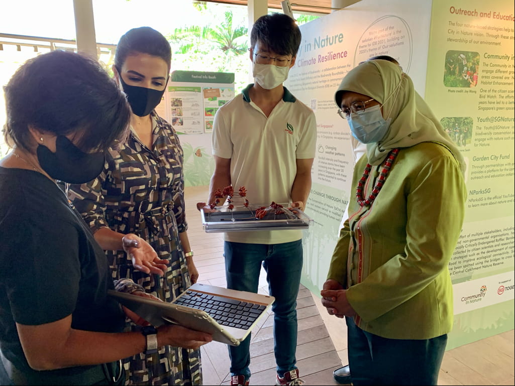 Marwa AlKhuzaim AAS MD with Singapore President